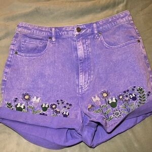 Mickey springtime shorts!